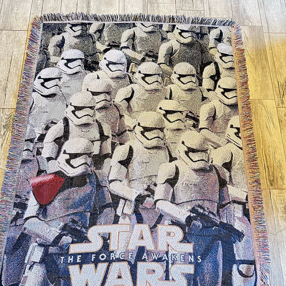 Star Wars The Force Awakens Stormtrooper Throw Blanket - White & Black